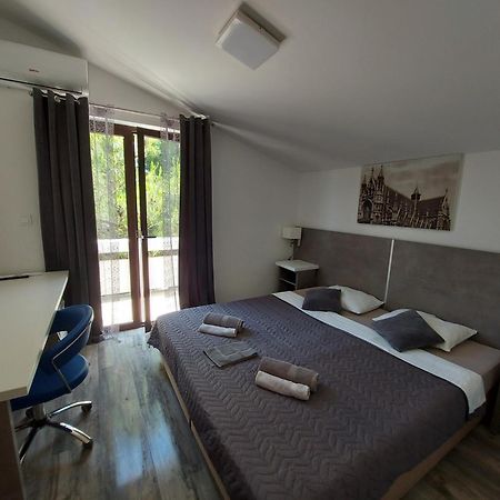 Villa Matea - Vir Buitenkant foto